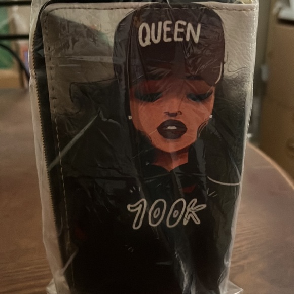 Women’s Fashion Art Wallet-NEW - Picture 3 of 5